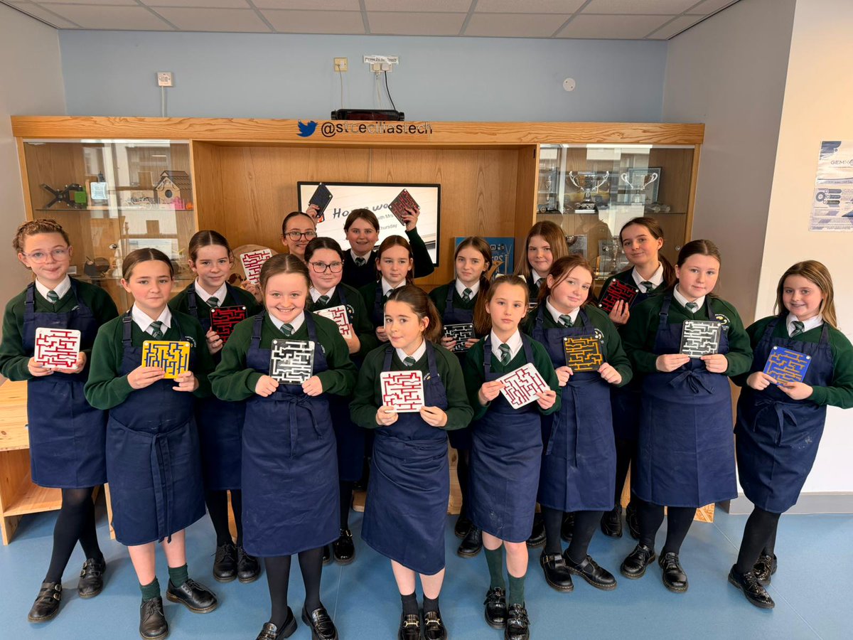 Well done to Mr. Curran year 8 class that completed their maze game project today, well done ladies fantastic work <a href="/StCeciliasDerry/">St. Cecilia’s College</a>