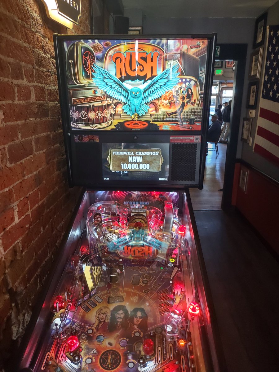 TimberHoe's tweet photo. Spotted at Rosalee’s Pizzeria. Longmont, Colorado. https://t.co/MPcqSPHzey