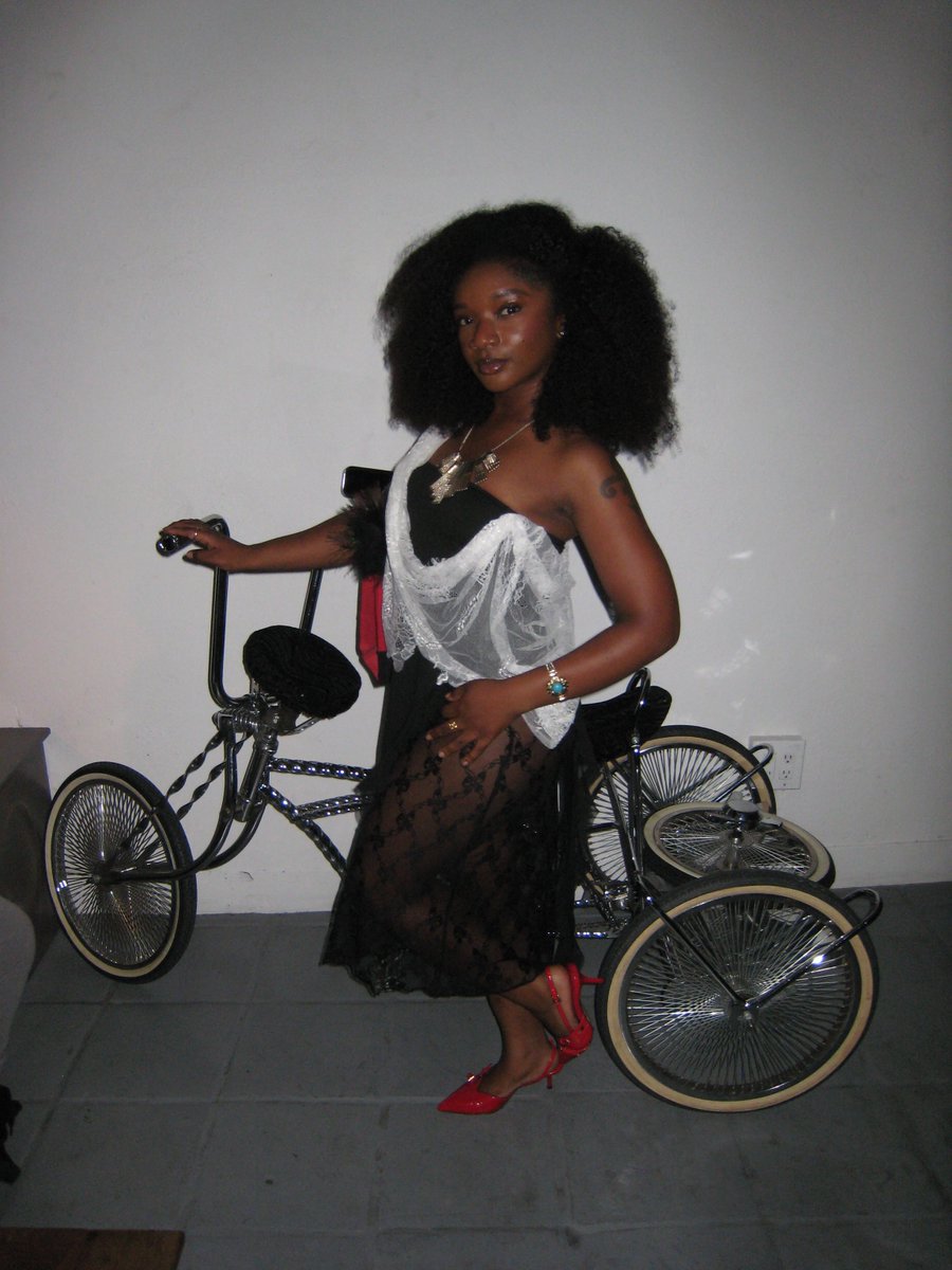 3LISE 🧚🏽 tweet media