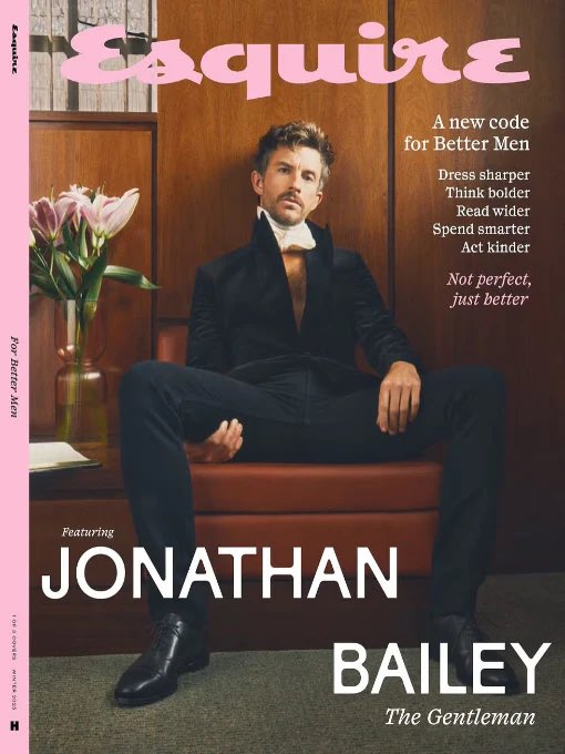 YourCelebMags's tweet photo. #JonathanBailey’s full #EsquireUK Winter shoot is in hand and it looks unreal. No surprise from the #sexiestmanalive.
Available to order worldwide through our site: https://t.co/GoD1YtlRf6 https://t.co/MP3a0FkpuL