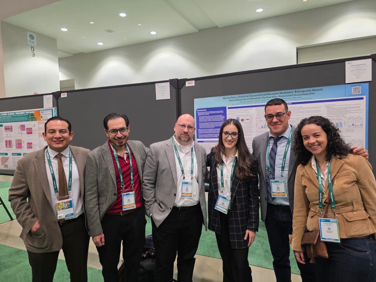 <a href="/AstridRuizMarg/">Astrid Ruiz Margáin</a> <a href="/AASLDtweets/">AASLD</a> <a href="/MaugarMD/">Mauricio Garcia Saenz MD</a> <a href="/JasmohanBajaj/">Jasmohan Bajaj</a> <a href="/MarcoArreseMD/">Marco Arrese, MD</a> <a href="/juanpabloarab/">Juan Pablo (JP) Arab, MD </a> <a href="/BonderAlan/">Alan Bonder</a> <a href="/CAlonso_OWL/">Cristina Alonso</a> <a href="/FcoIdalsoaga/">Francisco Idalsoaga MD</a> Thank you <a href="/AstridRuizMarg/">Astrid Ruiz Margáin</a> for a fantastic TLM25. Big fan of the #MariachiLiverTeam. Thanks for stopping at my poster!