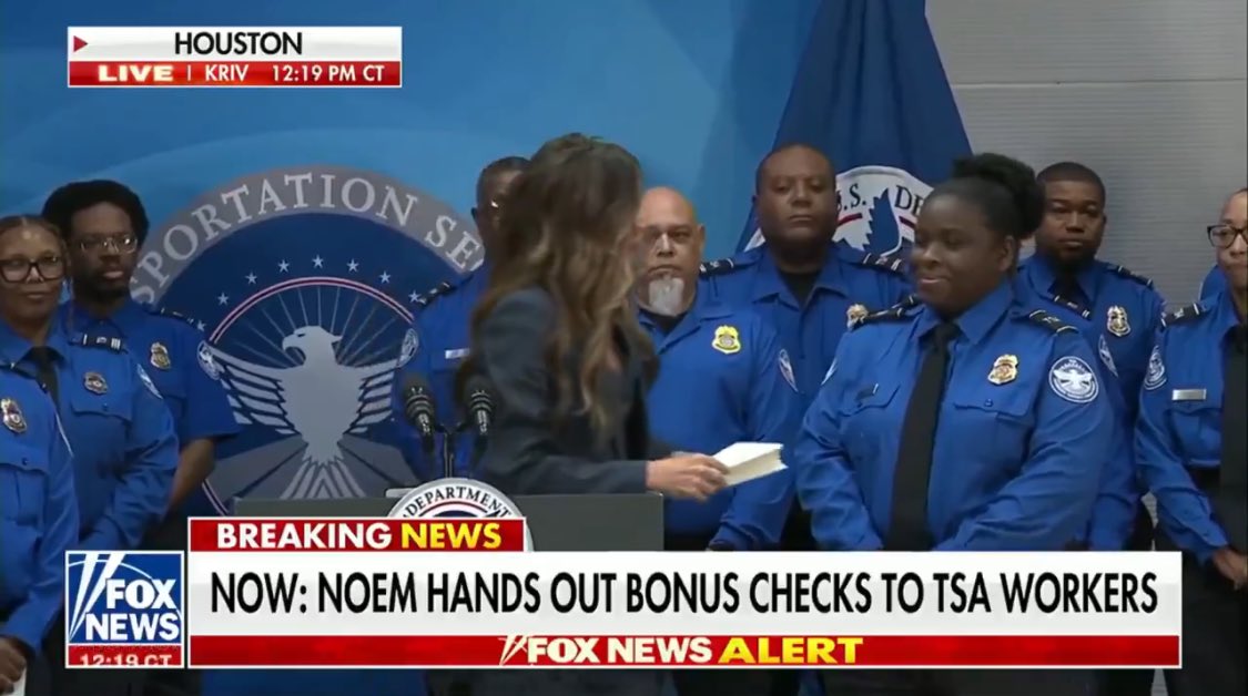 justinagdino's tweet image. While the Trump administration hands out $10,000 checks to DEI hires you are still waiting for your $5,000 DOGE check.

You are still waiting for your $2,000 tariff check.
You are still waiting for mass deportations.
You are still waiting for H1-B reform.
You are still waiting…