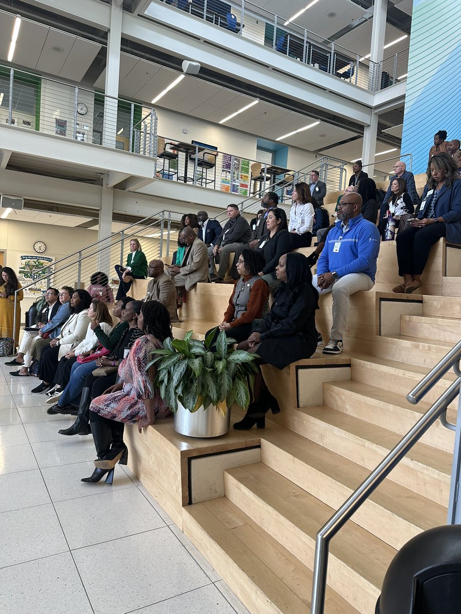 Manual Career Technical Center tweet media