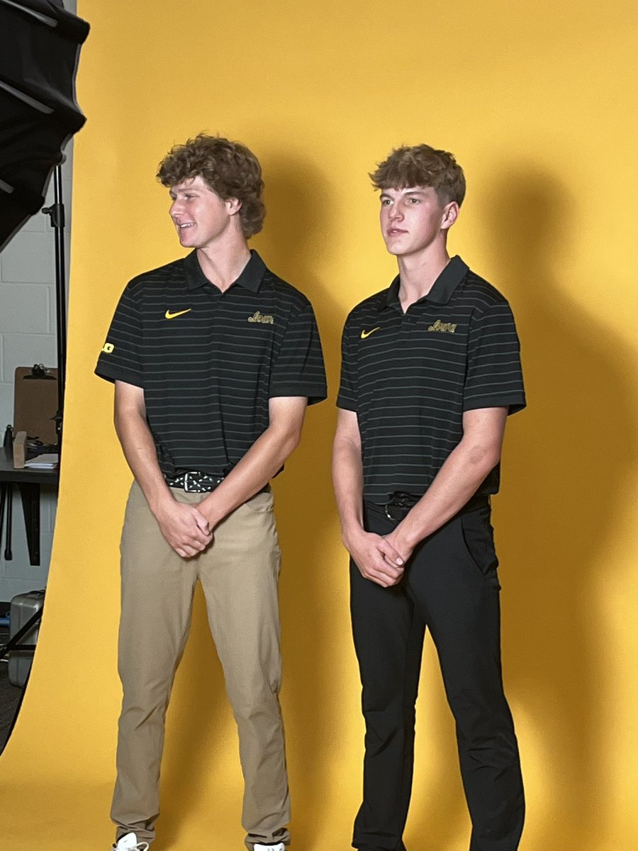 EMMustangsGolf's tweet image. Congratulations to Cody!  Our first of many D1 golfers!