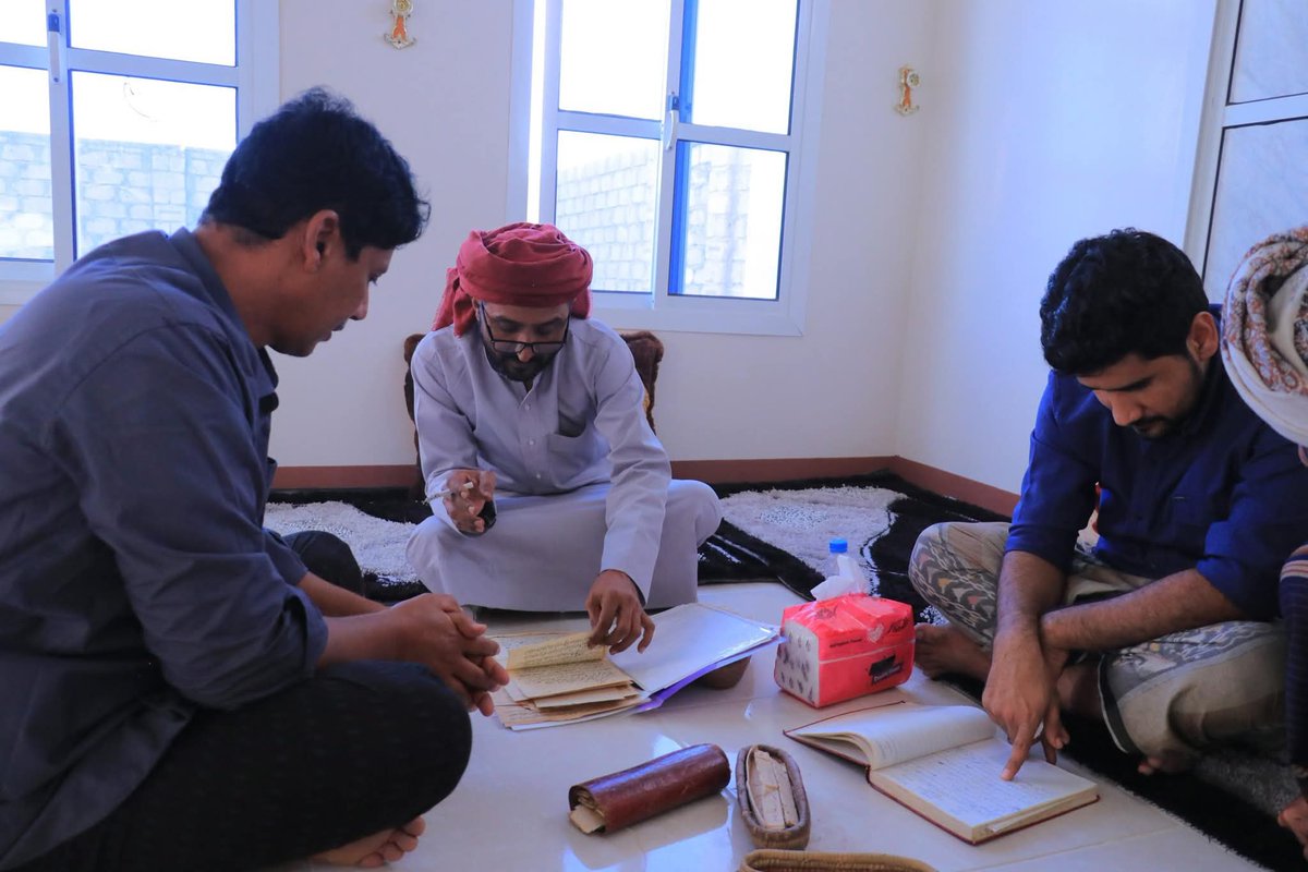 وتكتسب الوثائق التي قدمها الشيخ سالم باكريت  أهمية خاصة، كونها تمثل مادة أرشيفية وتاريخية غنية، وتسلط الضوء على تفاصيل دقيقة من التاريخ المهري الحديث، وطريقة إدارة شؤونهم ومعاملاتهم، وتوثق جوانب مهمة من الأعراف القبلية السائدة في المجتمع المهري .