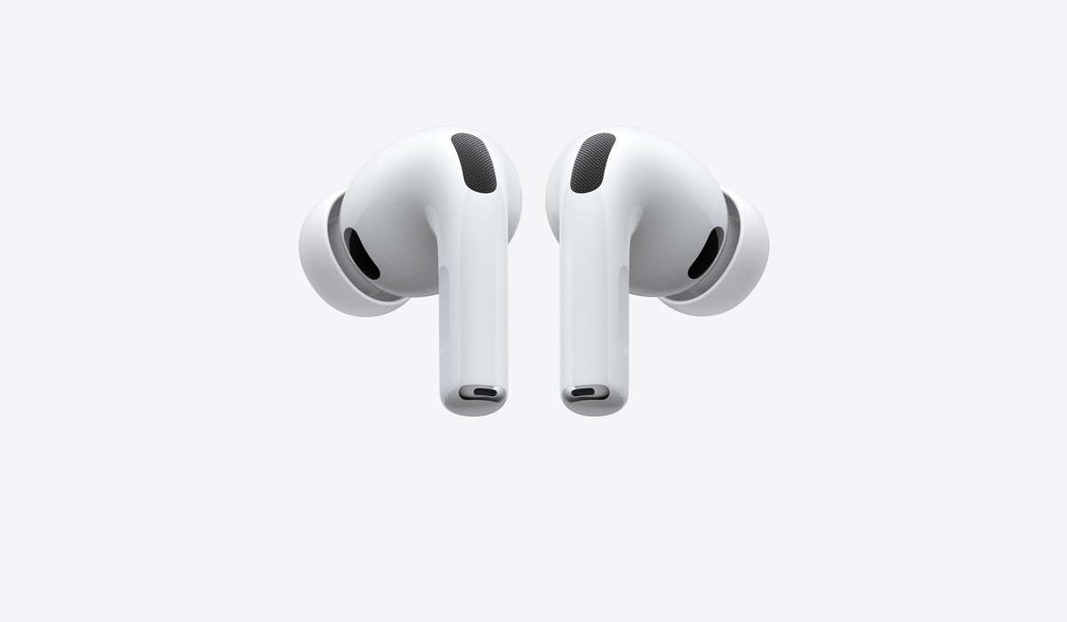 aaronp613's tweet image. Apple has released:
AirPods Firmware 8B25 for AirPods Pro 3
AirPods Firmware 8B21 for AirPods Pro 2