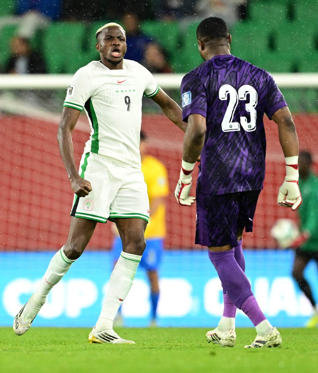 CAF_Online's tweet image. Dem go whyne you, but no panic. You full ground! 😉🇳🇬

#WCQ