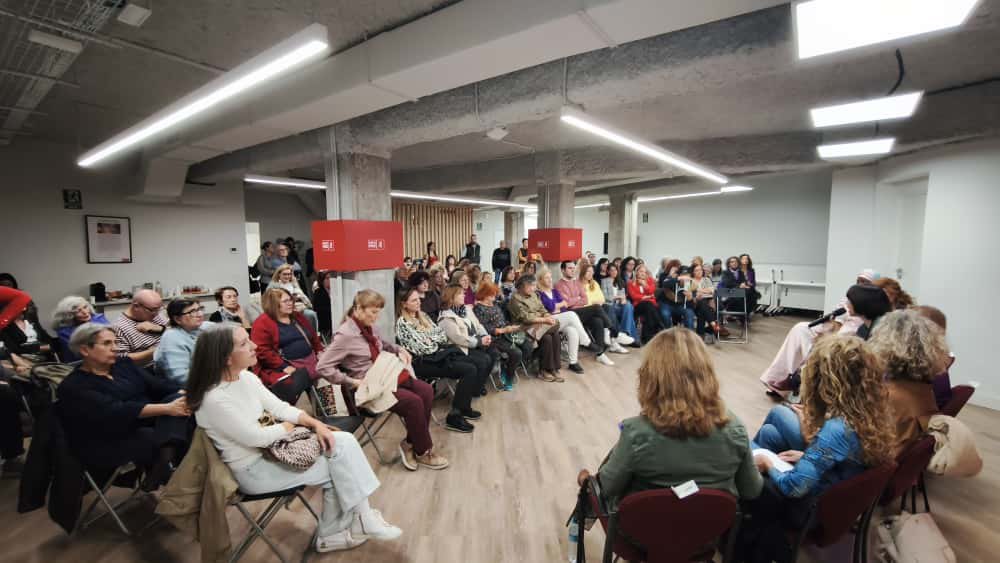 Hui hem compartit reflexió i sororitat amb dones referents en la defensa de la igualtat.

Parlar de justícia patriarcal és parlar de com construir una societat més justa, més lliure i més feminista. 💜

Seguim, juntes, obrint camí.