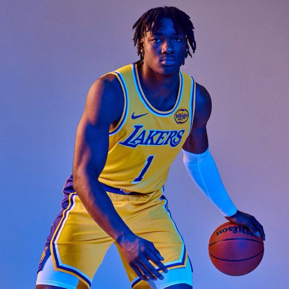 REPORT: Adou Thiero says he chose to wear No. 1 because Derrick Rose was his favorite player growing up 🔥 He could be making his debut this week.