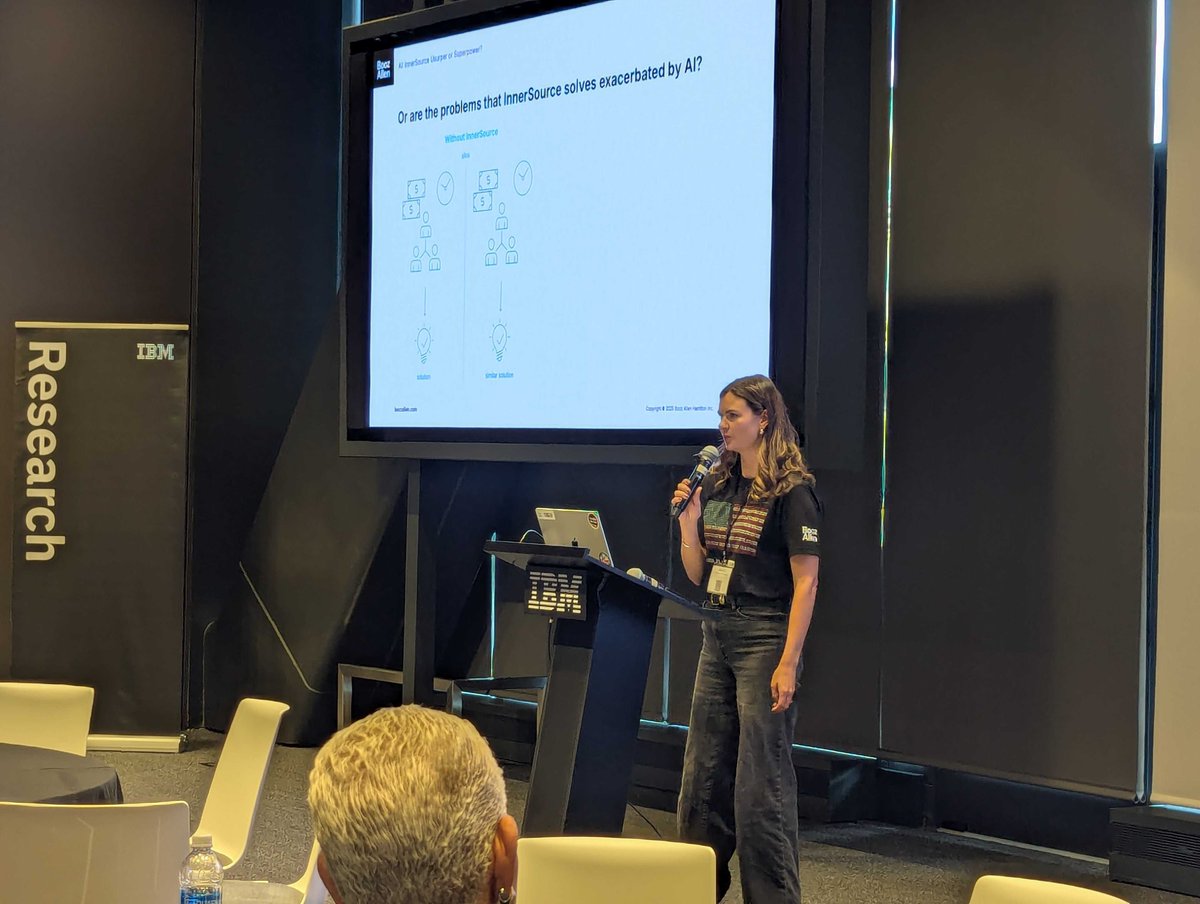 InnerSourceOrg's tweet image. Join Lizzie Salita from @BoozAllen live in New York, giving a talk on AI: InnerSource Usurper or Superpower? 🦸‍♀️

#InnerSourceSummit2025