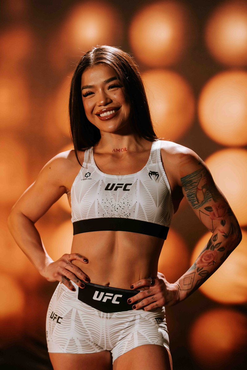 TracyCortezmma's tweet image. Vengo con todo 🌸💖✨Delicada pero no frágil 🦾❤️‍🔥❤️‍🔥😤
