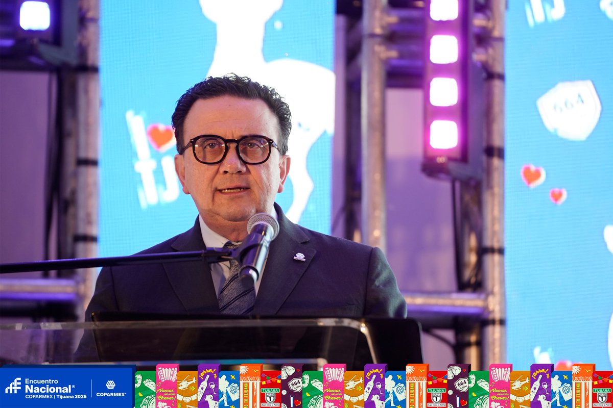 Coparmex's tweet photo. 🔵 ¡Inauguramos el #EncuentroCoparmex2025! 

Desde Tijuana, nuestro Presidente Nacional @jsierraalvarez encabezó la inauguración de esta gran cita del liderazgo empresarial, destacando la importancia de que sectores público, privado y social trabajen juntos con respeto y visión de futuro. 🇲🇽

Agradecemos al Centro Empresarial @CoparmexTijuana y a su presidente @RobertoVega777 por su anfitrionía, liderazgo y compromiso para hacer de este Encuentro una experiencia memorable.

En la inauguración estuvieron presentes destacados representantes de los sectores público, sindical y social, entre ellos:

Quia Chávez Domínguez, Subsecretaria de Empleo de la Secretaría del Trabajo y Previsión Social; Zaida Luz López Sánchez, Secretaria de Turismo del Gobierno de Baja California; Pedro Montejo Peterson, Secretario de Economía del Ayuntamiento de Tijuana; John McCann, Alcalde de Chula Vista; General de Brigada Héctor Jiménez Báez, Comandante de la Guardia Nacional en Baja California; Rodolfo González Guzmán, Secretario General de la CROM; @tereso_medina, Secretario General Adjunto de la CTM; Abel Domínguez Azuz, Secretario General del CTC; Oscar Moreno Moreno, Secretario General de COCEM; Edmundo García, Secretario General de CONASIM; Mirim del Sol Merino, Directora Operativa de SUCOMM; @pedroamerico13, Director de la Oficina de País de la OIT para México y Cuba; Mario Madrigal, Secretario General de SINTOLED; Mario Alberto Castellano Valdez, Secretario de Trabajo y Previsión Social de la FNSI; Raúl Domínguez, Vicepresidente del CTC; Julio Verdin Aguilar, Secretario de Acción Política del SNTSS; Crispin Tlatempa Martínez, Secretario General del Sindicato Nacional de Trabajadores de la Salud Sección 64; y Miguel Ángel Badiola, Director de Relaciones Públicas en representación de la Gobernadora del Estado.