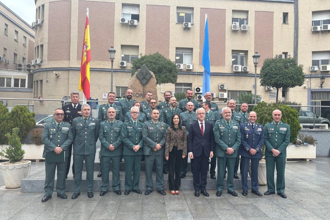 📸 Esta mañana se ha celebrado un pleno extraordinario para la constitución del nuevo Consejo de la #GuardiaCivil.

Esperemos que en estos cuatro años haya más predisposición por parte de la directora general, <a href="/MercedesDS21/">Mercedes González</a>, y de la #DGGC, para que nuestros compañeros tengan los