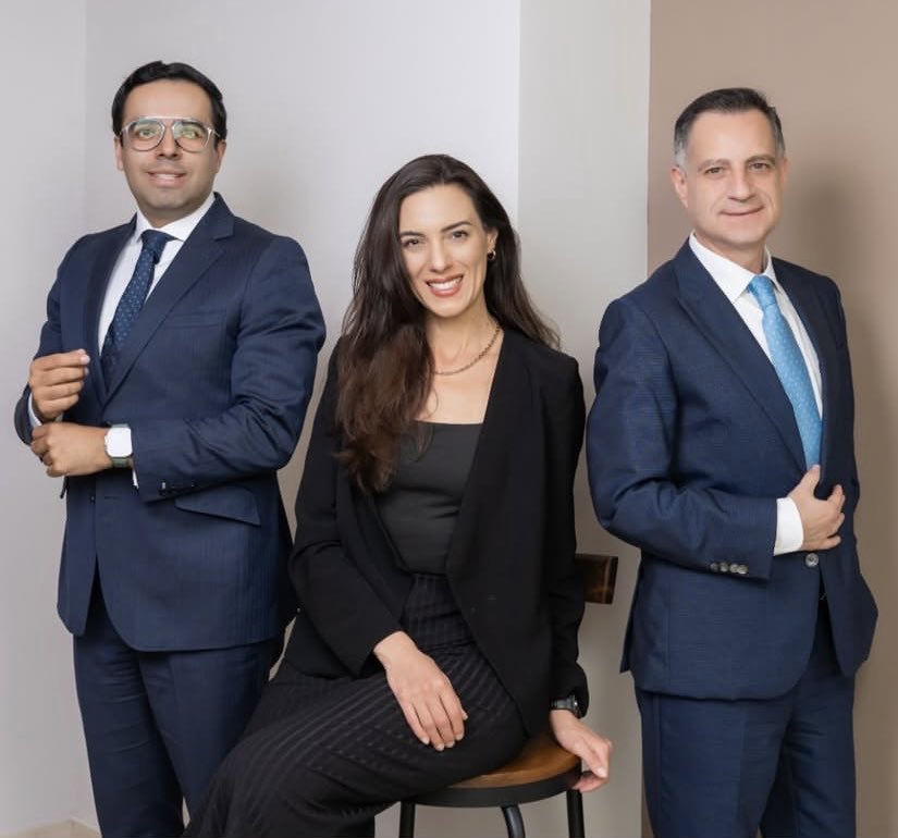 Se abre ciclo con grandes abogados y mejores personas ⁦<a href="/emdzabergmans/">Erika Mendoza Bergmans</a>⁩ ⁦<a href="/PepeBrrsM/">Pepe Barrios M</a>⁩ #ABMB Abogados