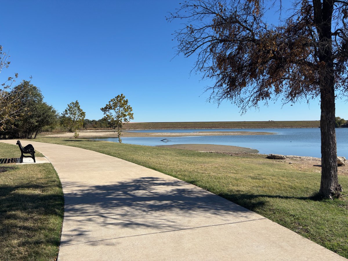 Mayor Pro Tem, Na’Cole Thompson, issues letter to Upper Brushy Creek Water Conservation and Improvement District (WCID) regarding dropping lake levels at Lakewood Park.

View the letter here: bit.ly/3LEvuw6

#LeanderTX #CityOfLeander #LakewoodParkLeander
