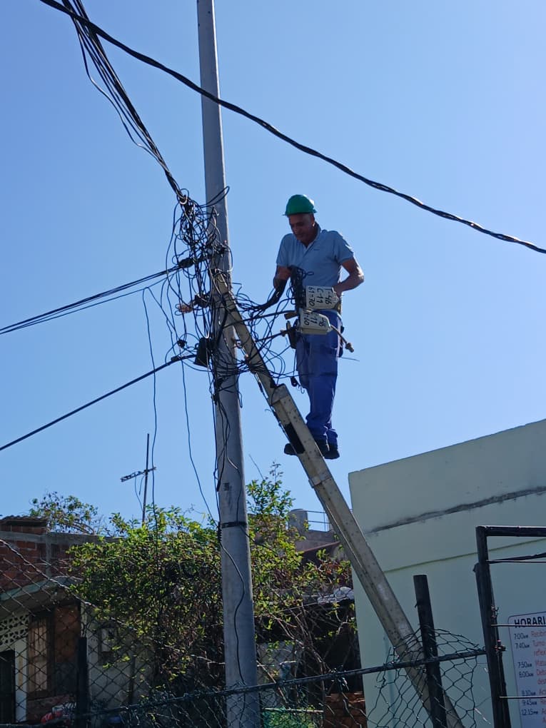#EtecsaTeAcompaña 
#EtecsaConCuba 
<a href="/ETECSA_Cuba/">ETECSA</a> 
<a href="/JorgeSutil2/">Jorge Sutil S</a> 
<a href="/Lgarcial4/">LuelGarciaL</a>