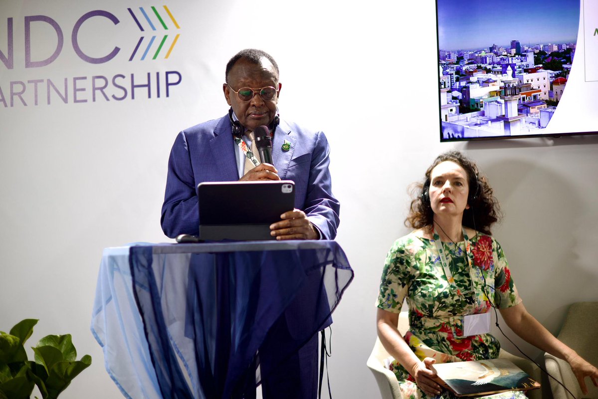 MoECC_Somalia's tweet image. 1/3
At COP30 in Belém, Somalia launched its NDC 3.0 Investment Plan – “Investing in Somalia’s Climate Future.” H.E. Lt. Gen. @BashirMJ, unveiled a USD 11.5 billion roadmap for resilience, low-carbon growth, and inclusive national development.