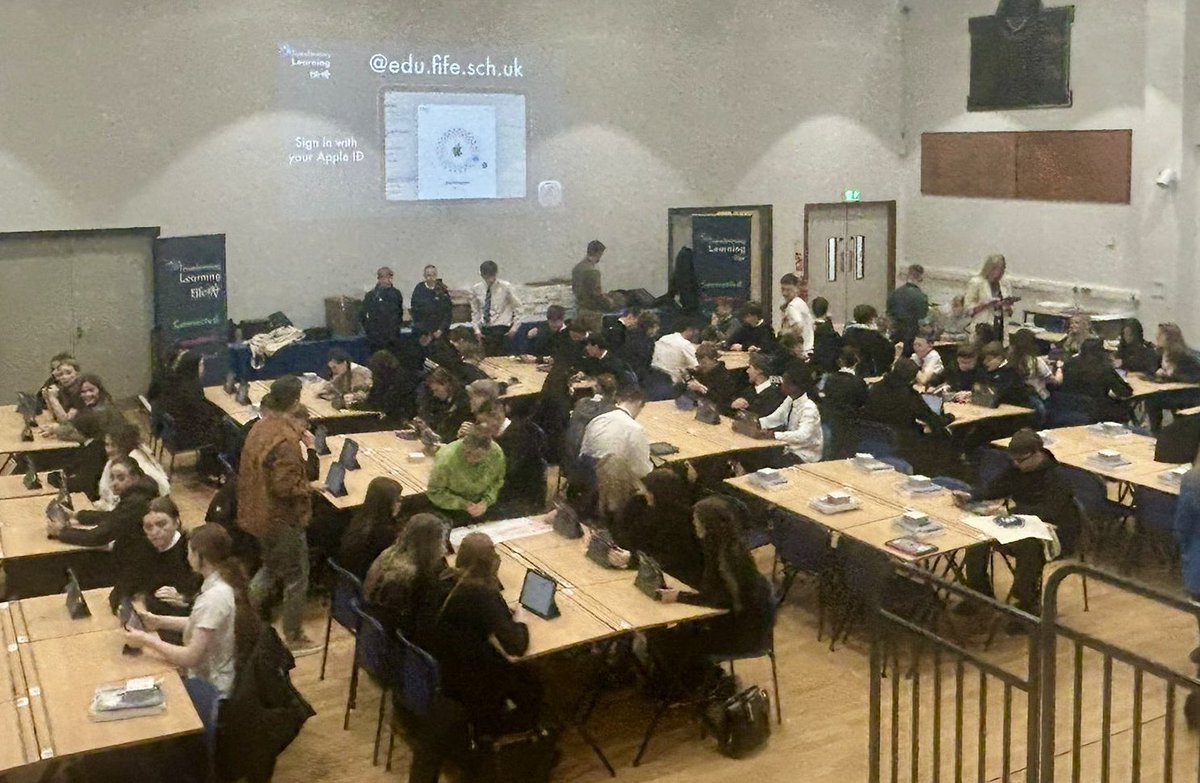 Beath_HS's tweet image. Over 1000 #teamBeath S1-S6 pupils received iPads this week via the @FifeCouncil Transforming Learning programme. 
We’re excited to see how much more #Connected #Consistent #Confident #Creative our school community can now become.
Thanks TL team for the support! 🙌🏻🤝@FifeDigiLearn