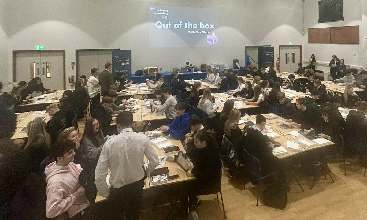 Beath_HS's tweet image. Over 1000 #teamBeath S1-S6 pupils received iPads this week via the @FifeCouncil Transforming Learning programme. 
We’re excited to see how much more #Connected #Consistent #Confident #Creative our school community can now become.
Thanks TL team for the support! 🙌🏻🤝@FifeDigiLearn