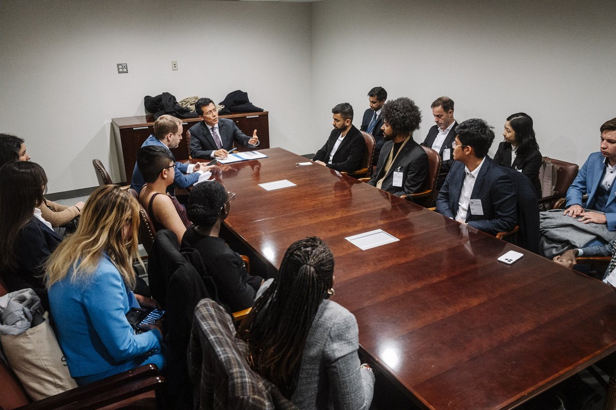 UNECOSOC's tweet image. Pleased to meet the winners of the Moonshot Awards. Your creativity and innovation show the hope and leadership needed to advance the #2030Agenda &amp;amp; #SDGs. 

As @UNECOSOC President, I emphasized how young people are driving change, inspiring solutions and helping build a more…