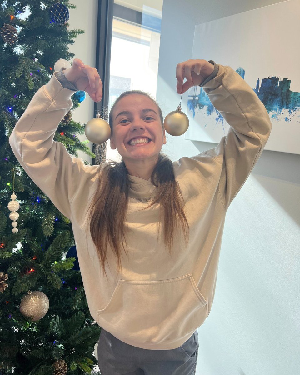 smilesortho's tweet image. Christmas came early at Smiles Orthodontics! 🎄✨ We’ve officially decked the halls and put up our tree in the office! 🎅

Do you decorate before or after Thanksgiving? Let us know in the comments! 🎁👇

#SmilesOrthodontics #HolidaySpirit #ChristmasCheer