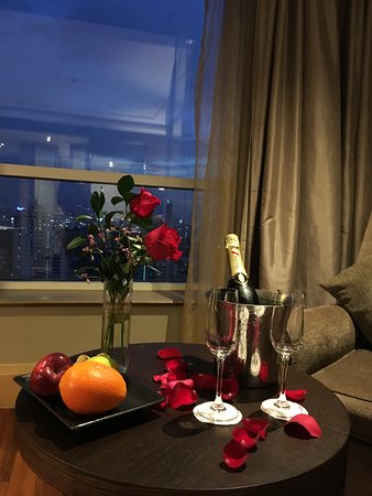 Si estás esperando una señal, es esta. Y,  por supuesto, es un SÍ ❤️.

Hasta mañana!!😘😘