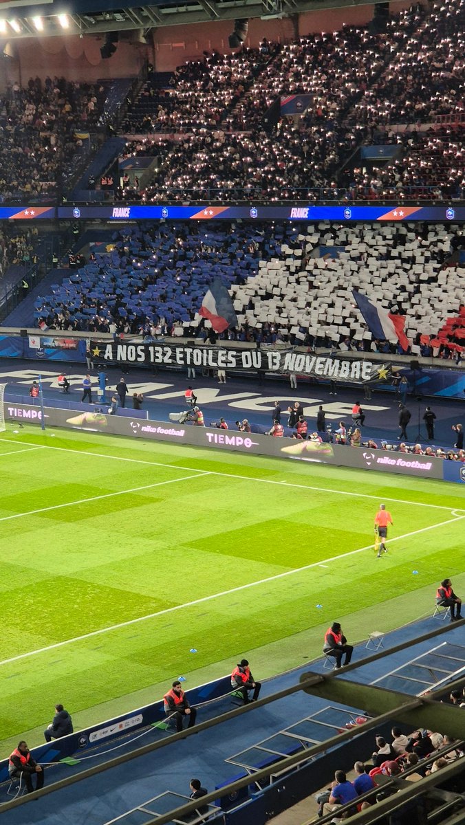 ABallNeverLies's tweet image. 🙏🙏