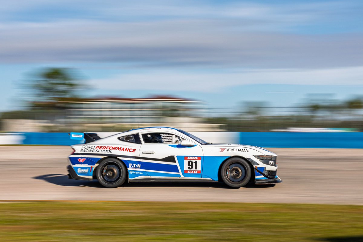 Cindi Lux tweet media