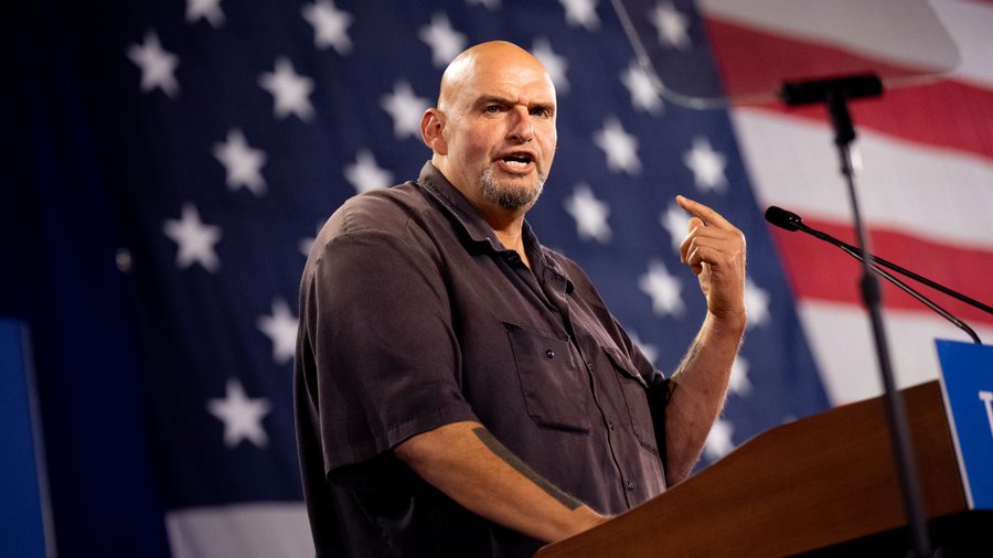 Sen. John Fetterman was hospitalized in Pittsburgh after a ventricular fibrillation flare-up caused him to collapse and suffer minor...
#JohnFetterman #Fetterman #BreakingNews #USPolitics #Pennsylvania #Senate #HealthUpdate #GetWellSoon #VFib #Pittsburgh
