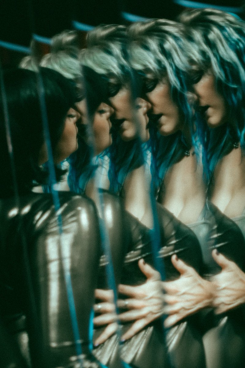 this is what I mean when I say I’m a girl’s girl 

with <a href="/harlikane/">Harli Kane</a> 
by <a href="/alexandrakacha/">alexandra kacha photography • booking in LA</a>