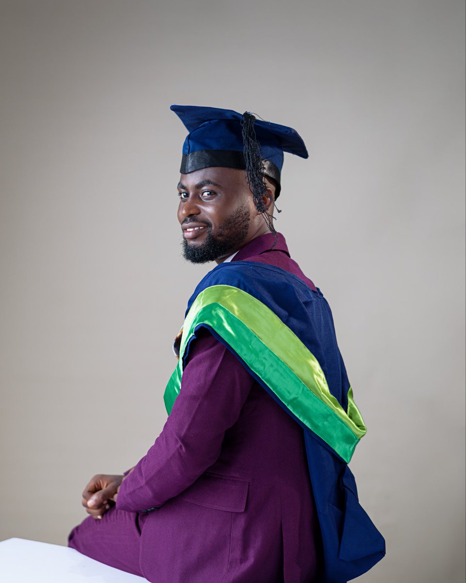 YUNGTIZZLY14's tweet image. Alhamdulilah.
Proud to graduate from the University of Ibadan with a B.Agric in Animal Science (Agricultural Biochemistry &amp;amp; Nutrition, Second Class Upper)

ND &amp;amp; HND (Distinction) – FCAH&amp;amp;PT, Ibadan.
Reintroducing: 
🎓T.A. Lawal. OND,HND,BAgric Ibadan

#UIGraduate #convocotion #Ui