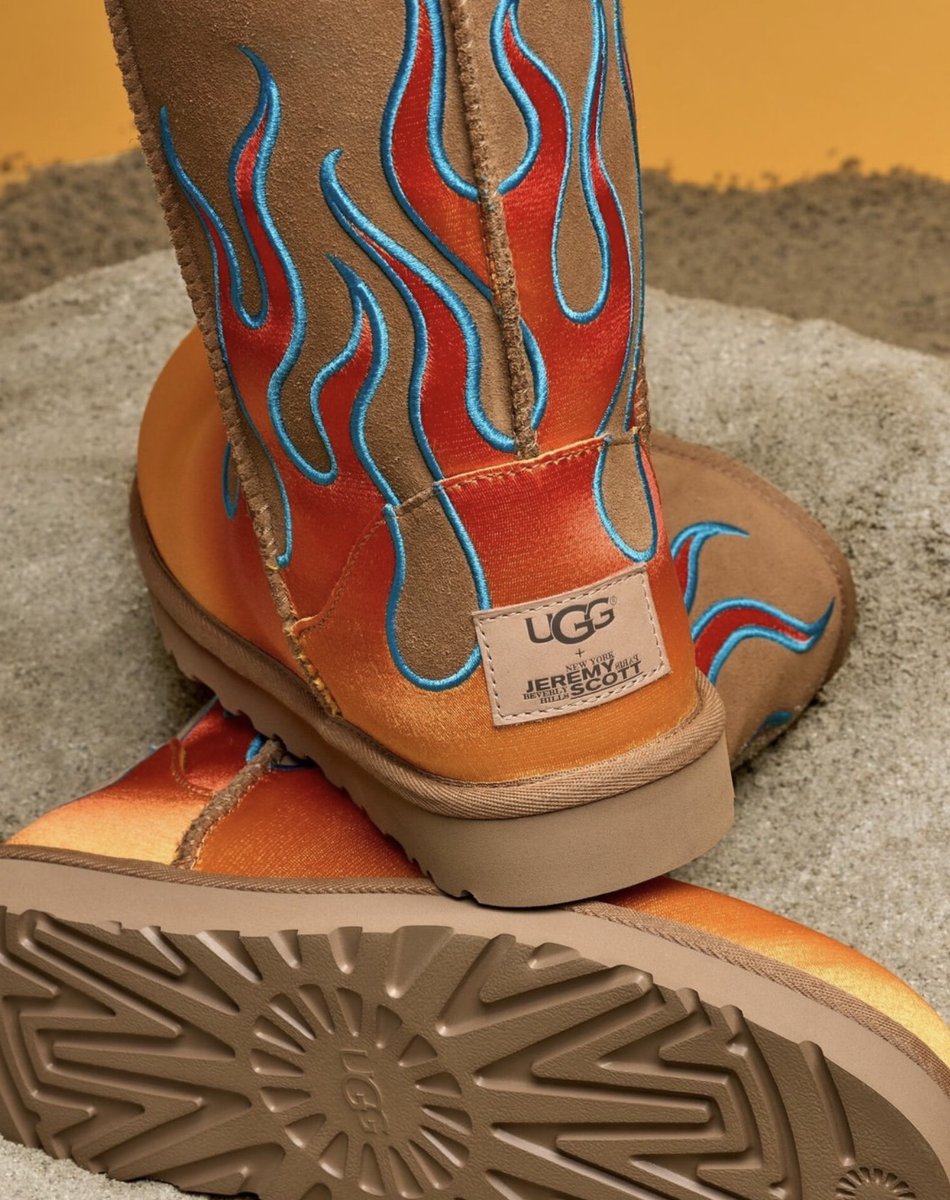 snkr_twitr's tweet photo. AD: Jeremy Scott x UGG Classic Short dropping tomorrow 

UGG US -> https://t.co/ju5CWbAmaV https://t.co/ibyKdjrKMb