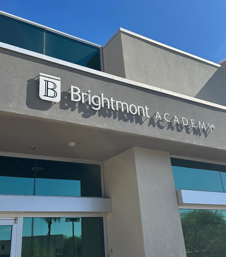 swami83's tweet photo. Building signs in Chandler must be fully customized to your brand standards. What does this look like? https://t.co/RUwvBXUBs8
#BuildingSignsInChandlerAZ #LargeOutdoorSignsForBusinessInChandler #MetalBuildingSignsInChandler #CustomBuildingSigns https://t.co/lBdLI1mTQa