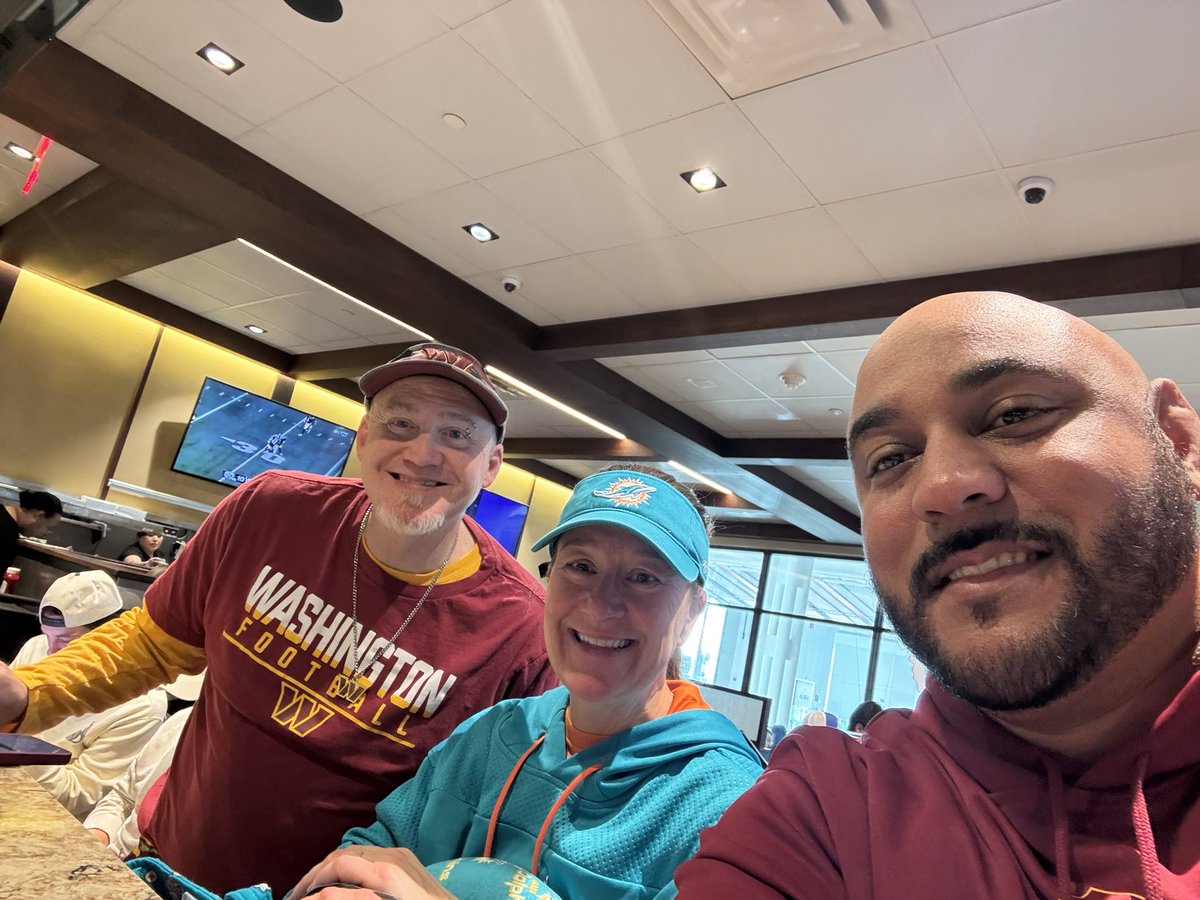 Chuck Fanslau tweet media