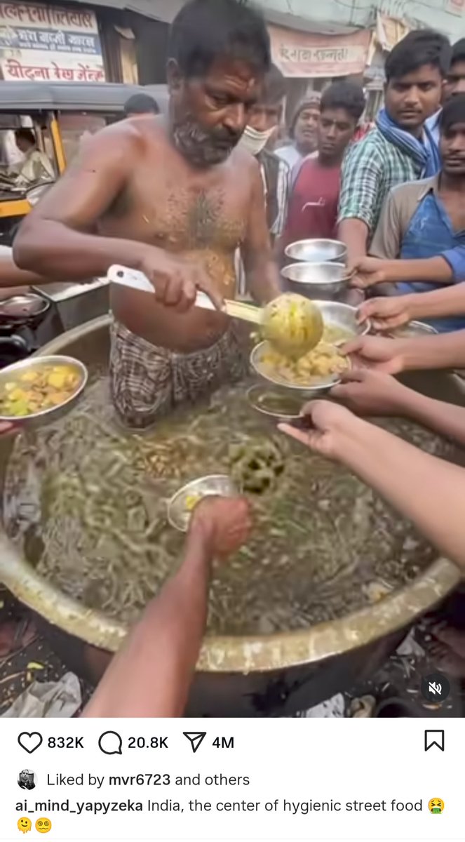 RedRebeccax's tweet image. What the fuck, lmao?