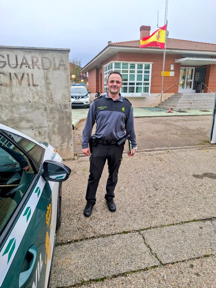 ✅ El sargento primero Sergio Palomero del Río, comandante de puesto en el cuartel de la guardia civil de Cabezón de Pisuerga, ha sido designado para uno de los Reconocimientos Meninas 2025, por su "profesionalidad y humanidad en la protección de víctimas" 👏💚