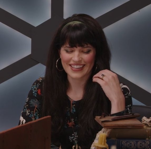 _lovwren's tweet image. one of my fave emily looks &amp;lt;3