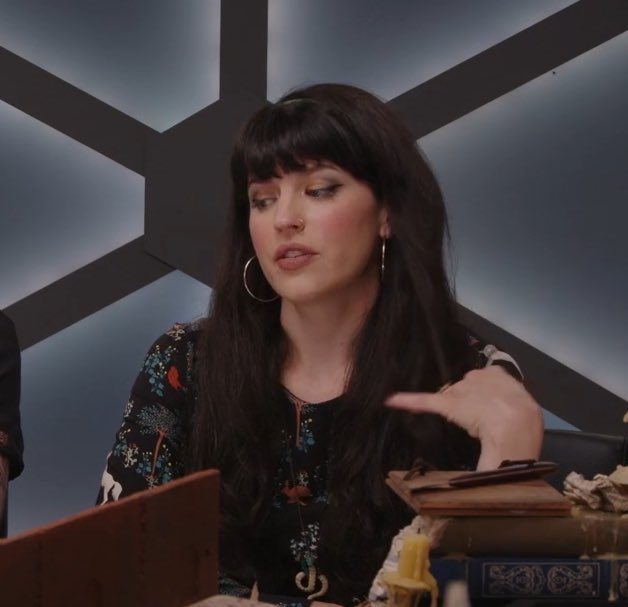 _lovwren's tweet image. one of my fave emily looks &amp;lt;3