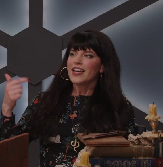 _lovwren's tweet image. one of my fave emily looks &amp;lt;3