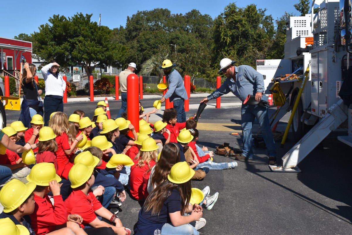 WRECCoop's tweet image. From safety equipment to utilizing a bucket truck, the kids got a firsthand look at what it means to be a lineman - and even got to see some of the gear up close!

We’re proud to support educational outreach and inspire the next generation. 💡#wreccoop