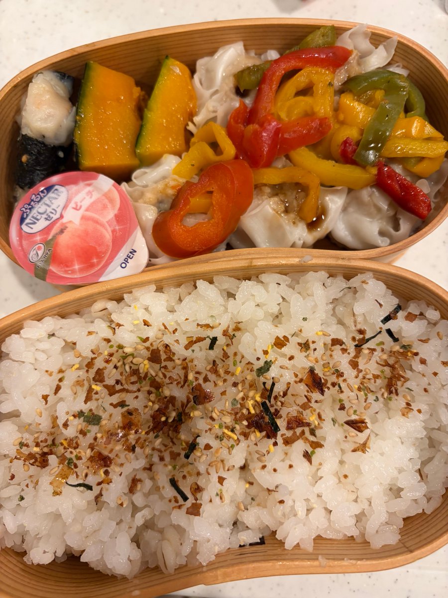 chloeito's tweet photo. ザ⭐️シュウマイ弁当
味の素さん弁当どうかなー
#弁当生活
#高校生
#定番で始めよう
#japan
#highscool
#lanch
#AJINOMOTO https://t.co/PhHn9ipBQy