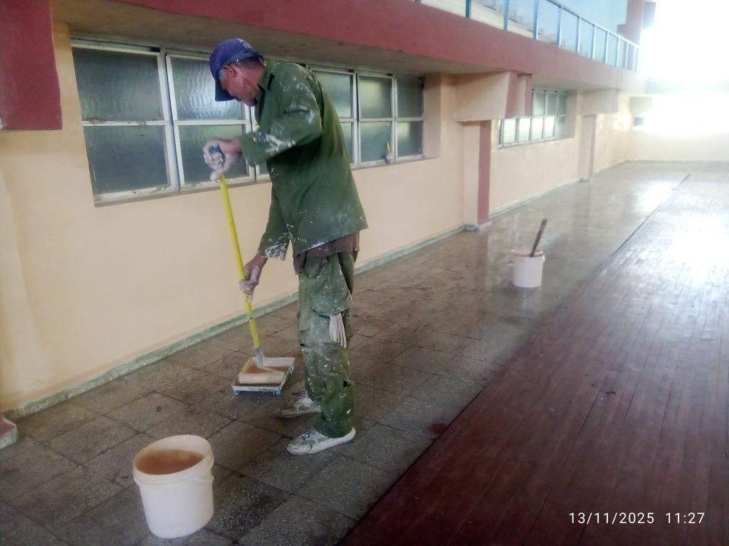 Yanet_SNTCTunas's tweet image. #Mipyme Milenium perteneciente a nuestro sindicato labora en la sala polivalente Leonardo Mackenzie, hasta allí llegamos para intercambiar con ellos.
#PorLasTunasLaVictoria
#UnidosXCuba