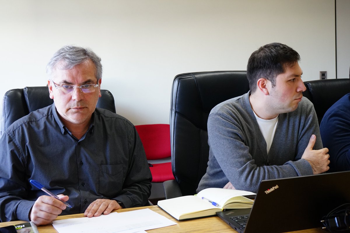 Comisión 3 liderada x Eduardo Hernández recibió a Directiva CAR INDAP para revisar Transferencia de $11.541 millones aprobada p/4 programas c/1.288 beneficiarios directos.
Iniciativas incluyen acceso al agua, activos productivos, habilitación comercial y apoyo a jóvenes rurales.