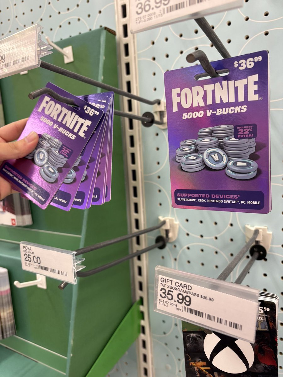 WE ARE GOOOOOD! I CAN’T WAIT TO DO THE 10,000 VBUCKS GIVEAWAY! 🥹🥳🩷