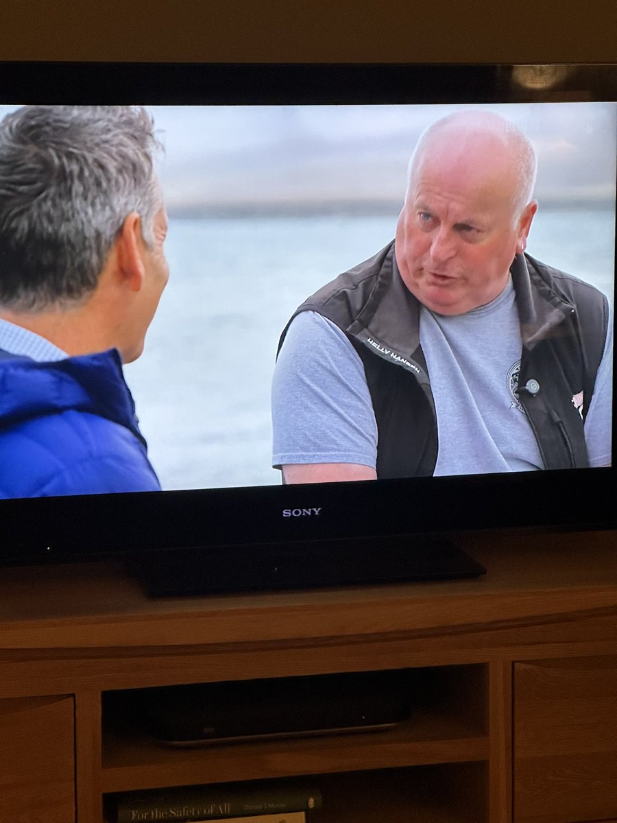 Know I am a wee bit biased but loving watching @bbc #landward just now. #Islay is just beautiful. Great to see <a href="/davidjbrodie/">david brodie 🥃</a> blethering away about whisky as usual. Photography #kilchoman amazing.