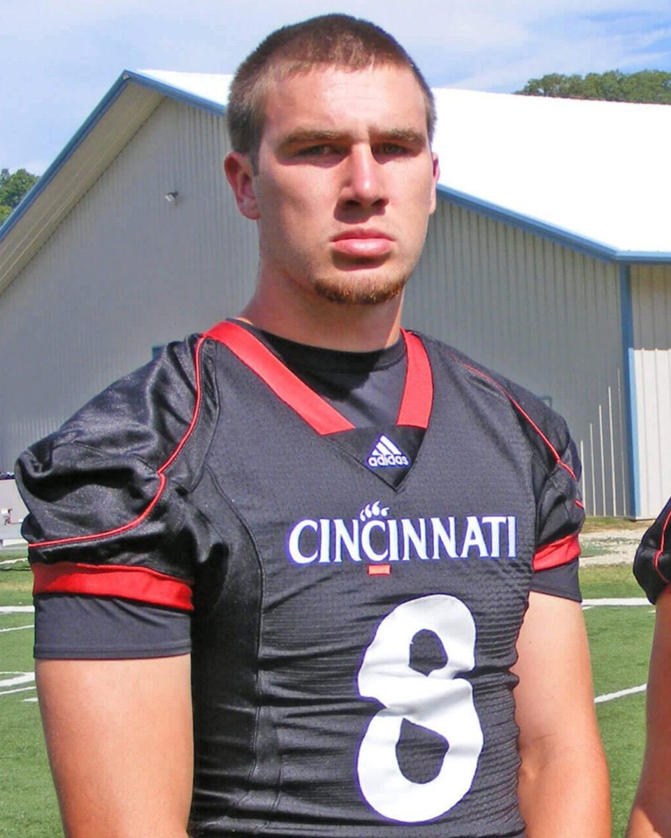 Arizona vs. Cincinnati — aka Gronk vs. Kelce Bowl.