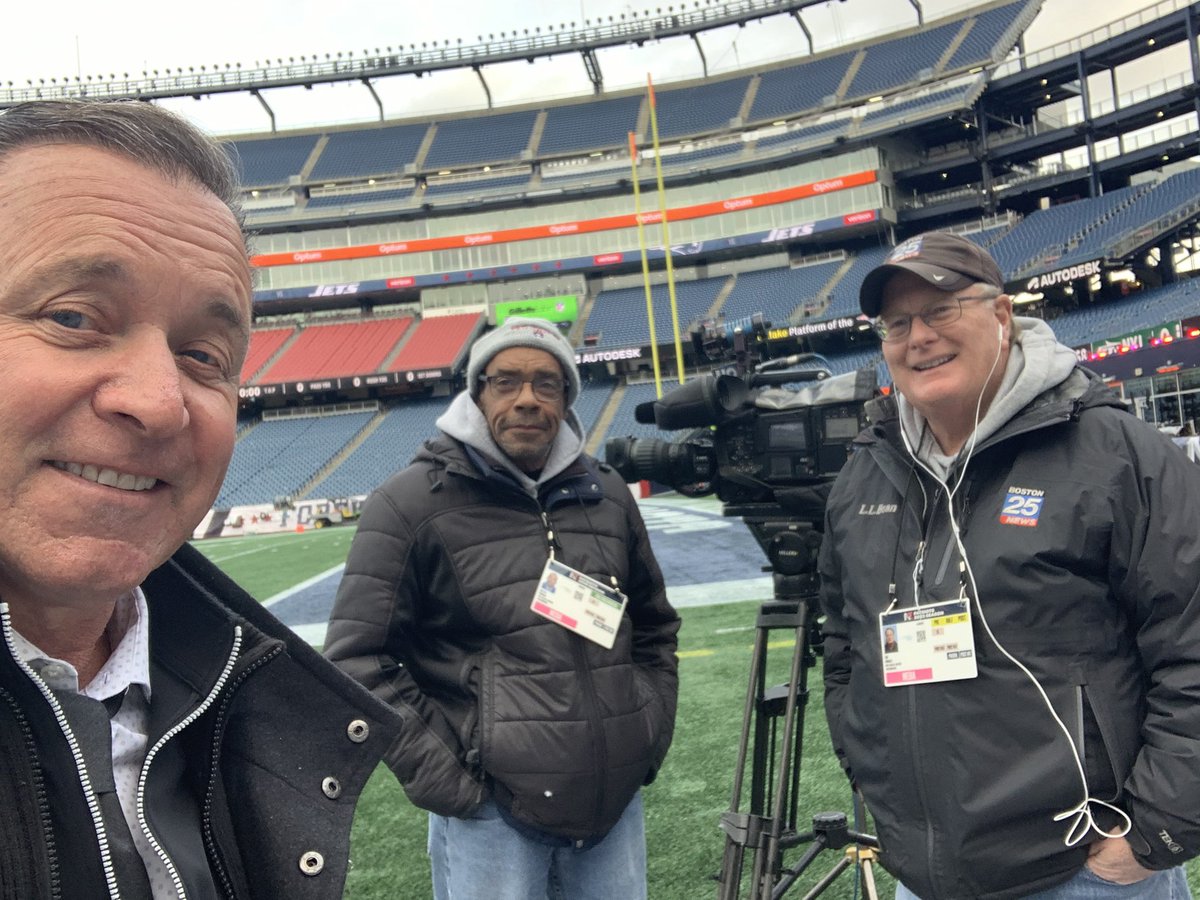 Big night in Foxboro and we are live on <a href="/boston25/">Boston 25 News</a> previewing #Patriots vs #Jets at 4,5 &amp; 6.  <a href="/ocktalks/">Mark Ockerbloom</a> <a href="/rachelkellertv/">Rachel Keller</a> <a href="/KerryKavanaugh/">Kerry Kavanaugh</a> <a href="/KevinBoston25/">Kevin Lemanowicz</a> <a href="/ScottIsaacs/">Scott Isaacs</a> #NFL <a href="/Michael_Pitts25/">Michael Pitts</a> <a href="/Patriots/">New England Patriots</a> debuting their Nor’easter uniforms