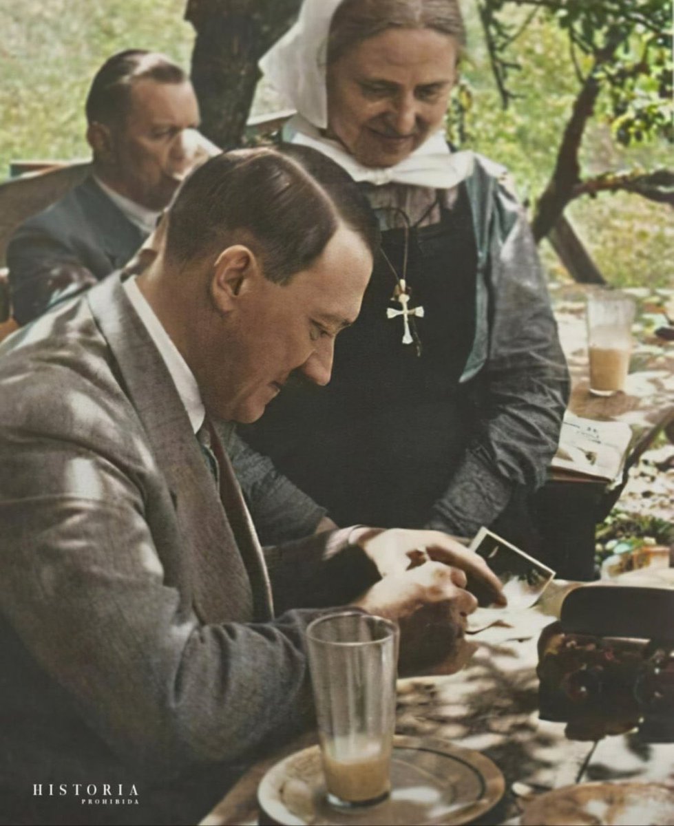 gotzmann1933's tweet photo. “Los Nazis odiaban al cristianismo”

Literalmente los NS: https://t.co/8C2UKisBO1