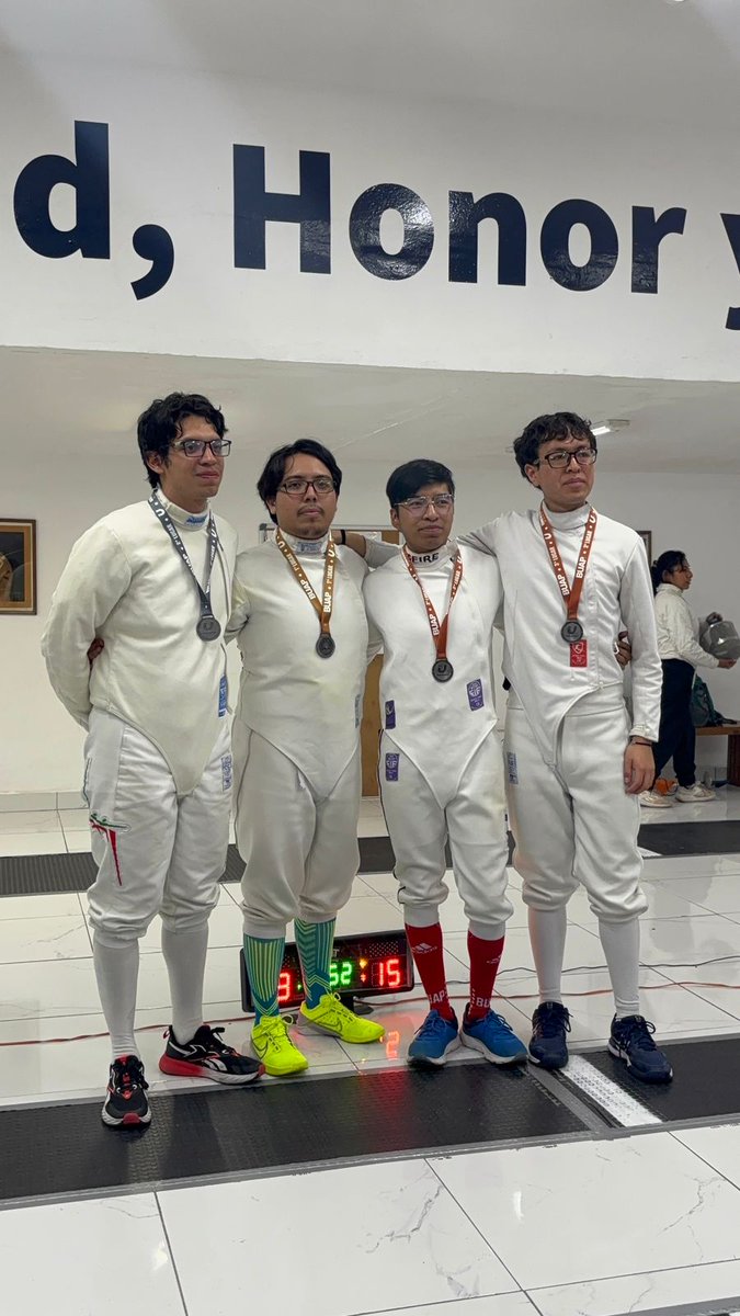 buap_fcc's tweet image. 🤺 ¡Orgullo FCC! 🎉
Nuestros estudiantes destacaron en esgrima, sumando 3 medallas para la BUAP:
🥈 Jorge Mauricio Sandoval – Sable
🥉 Jorge Mauricio Sandoval  – Espada
🥉 Marina Daniela Cortés – Espada
🥉 Samuel Fernando Tapia – Florete
👏 ¡Felicidades por su entrega 
#buap