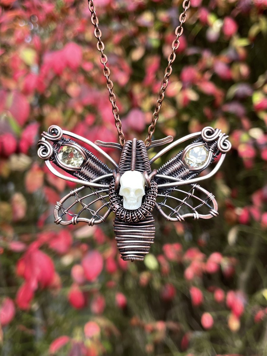 WickedWireCraft's tweet photo. This design is always so worth the many hours I spend whispering curse words to myself 🥰

Death head moth in copper wire with citrine, available in tomorrow’s drop! 💀✨ https://t.co/c43CWWD38S